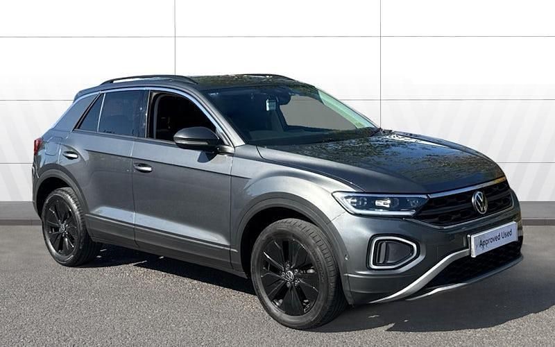 Usado VW T-Roc Match 150 HP (110 kW) 2024 SUV