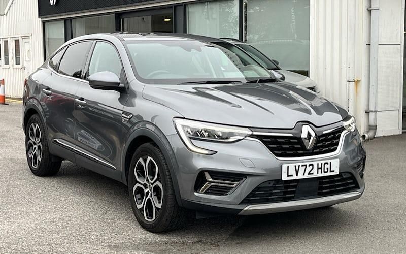 Metallic metallic grey Used 2022 Renault Arkana Version S SUV | £16,482 (Fair price) - Image 1/4