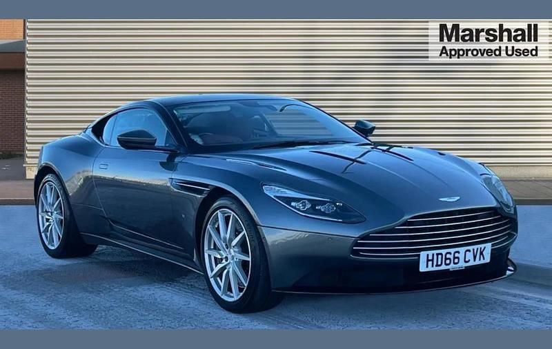 Used Aston Martin DB11 599 HP (440 kW) 2017 Silver Coupe