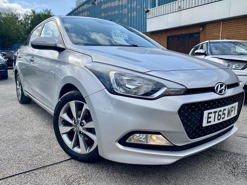 Silver Used 2016 Hyundai i20 SE Hatchback | £5,495 (Fair price) - Image 1/4