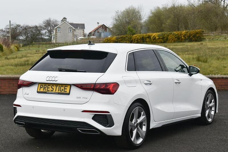Used Audi A3 Sportback S-Line 148 HP (108 kW) 2024 White Hatchback