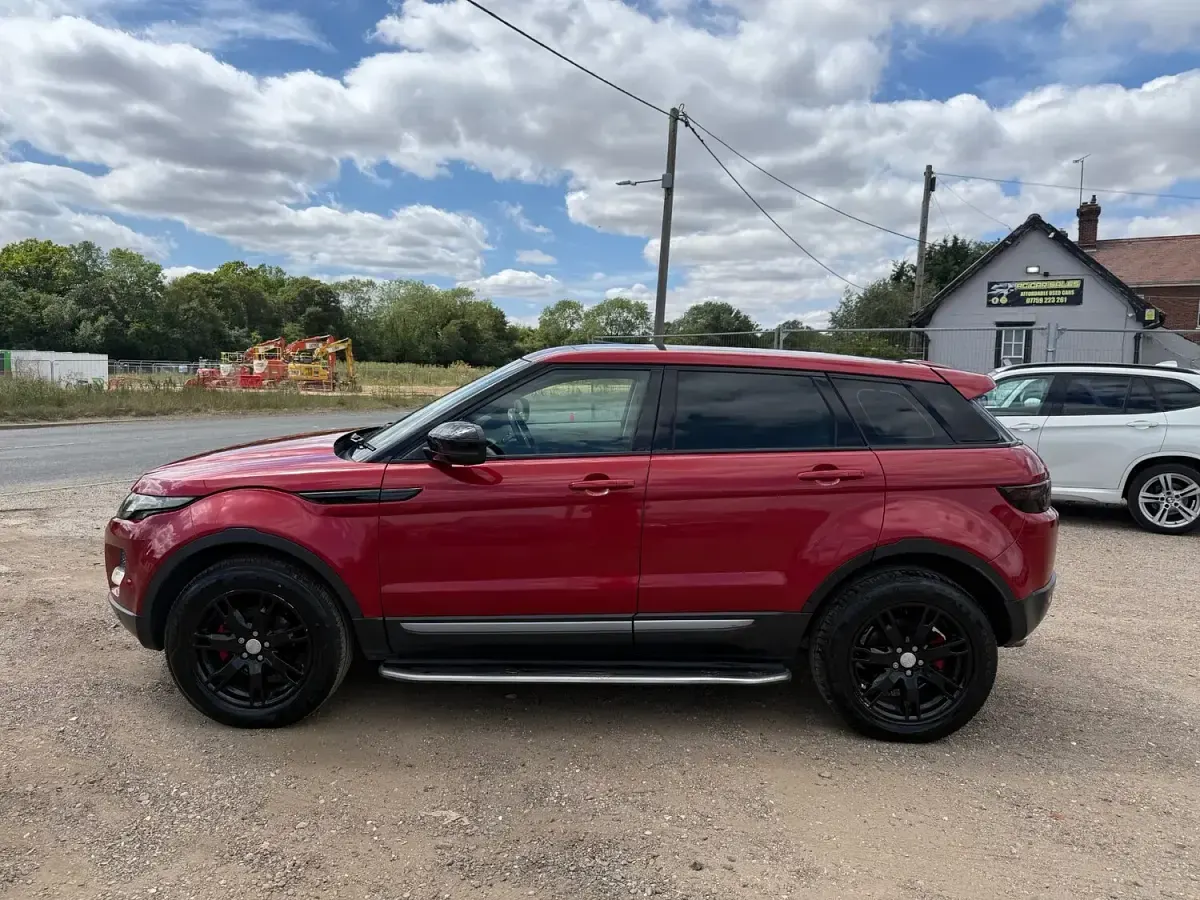Used Land Rover Range Rover evoque Pure 2012 Red SUV