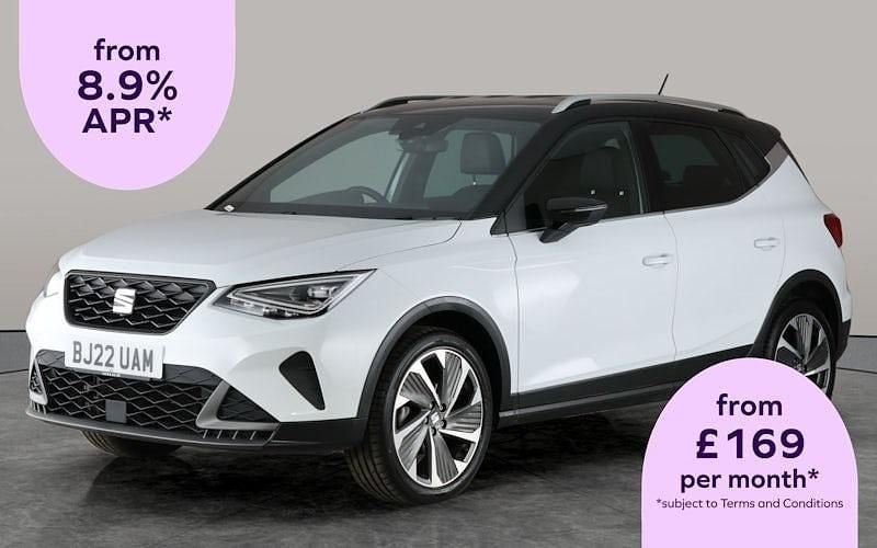 White Used 2022 Seat Arona FR Sport SUV | £13,576 (Fair price) - Image 1/3