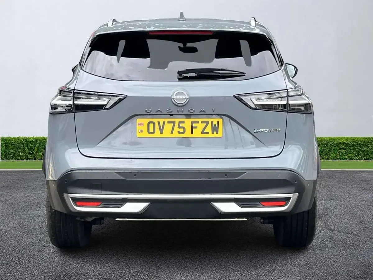 Used Nissan Qashqai N-Connecta 190 HP (139 kW) 2025 Grey SUV