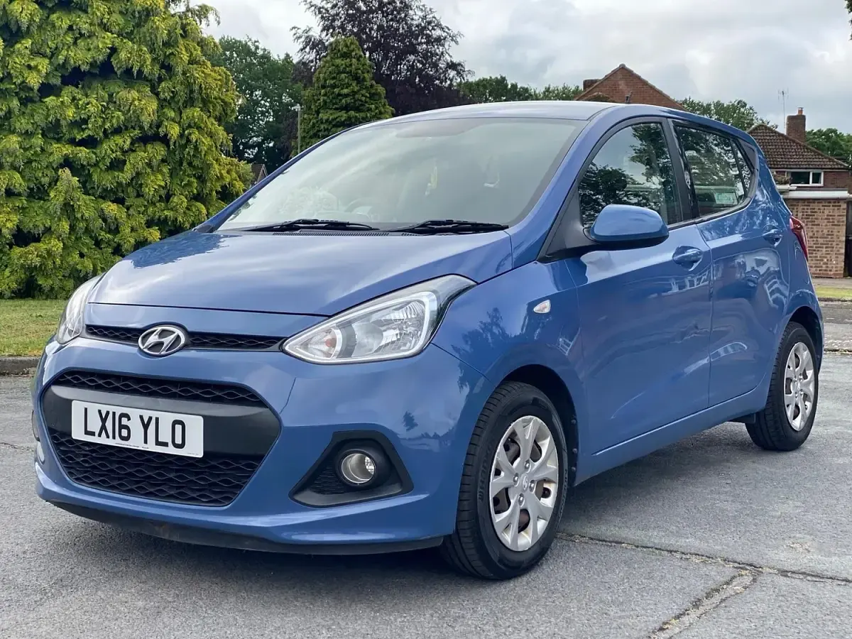 Used Hyundai i10 SE 2016 Blue Hatchback