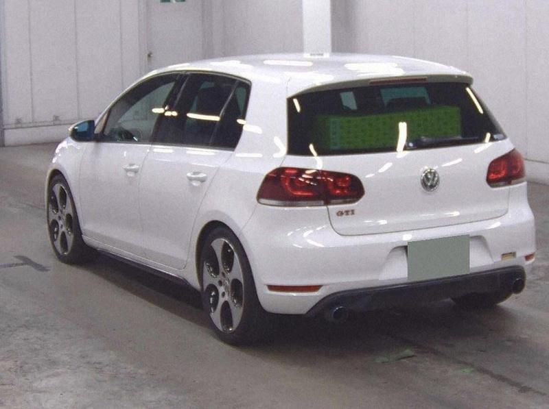 Used VW Golf VI GTI 2011 White Hatchback