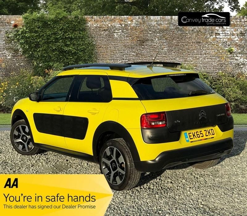 Used Citroën C4 Flair 2015 Yellow SUV