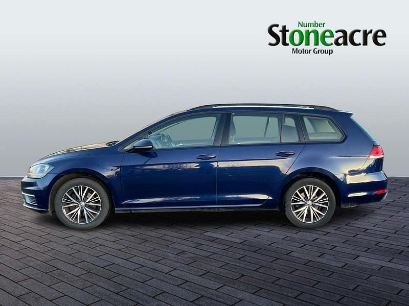 Used VW Golf VII SE 150 HP (110 kW) 2017 Blue Estate