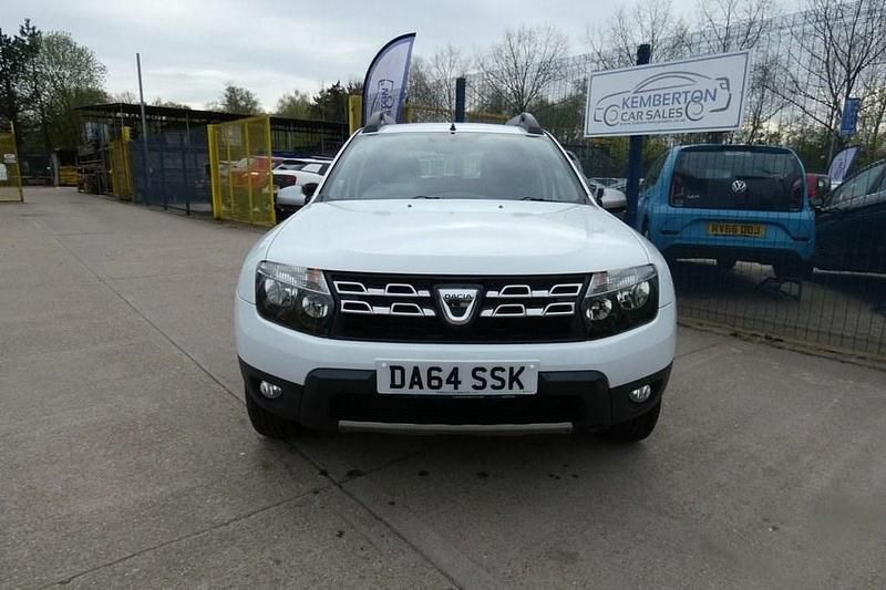 Second-hand Dacia Duster Lauréate 110 CP (80 kW) 2014 Alb SUV