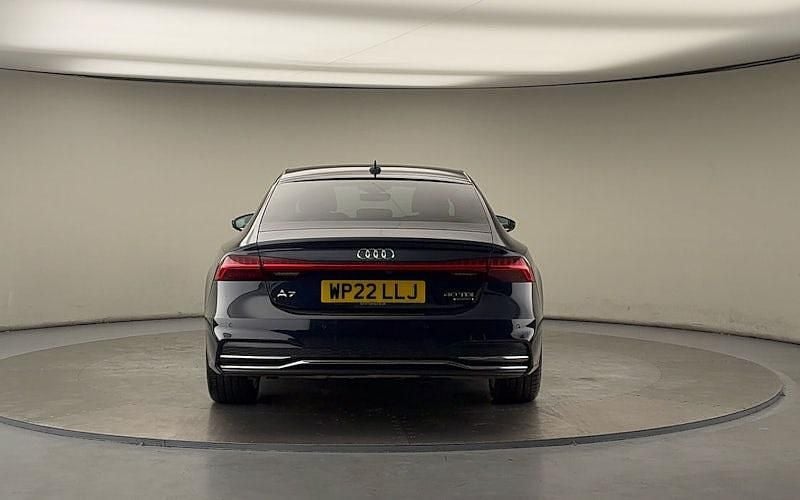 Used Audi A7 Sportback S-Line 204 HP (150 kW) 2022 Firmament blue Hatchback