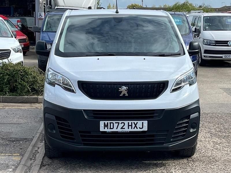 Used Peugeot Expert Premium 100 HP (73 kW) 2023 White Van