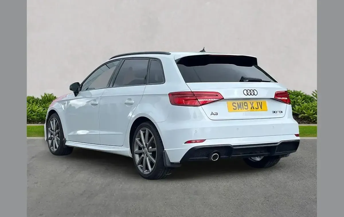 Used Audi A3 Black Edition 113 HP (83 kW) 2019 White Sedan