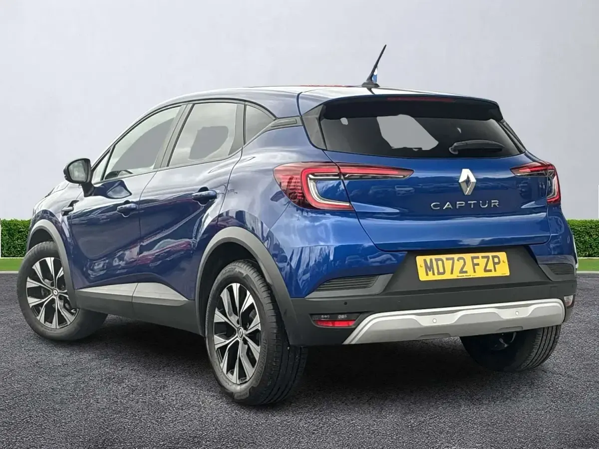 Used Renault Captur Evolution 91 HP (66 kW) 2023 Blue SUV