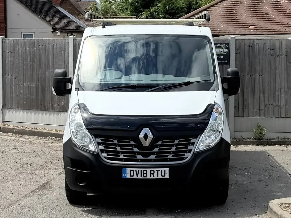 Used Renault Master Business 2018 White Van