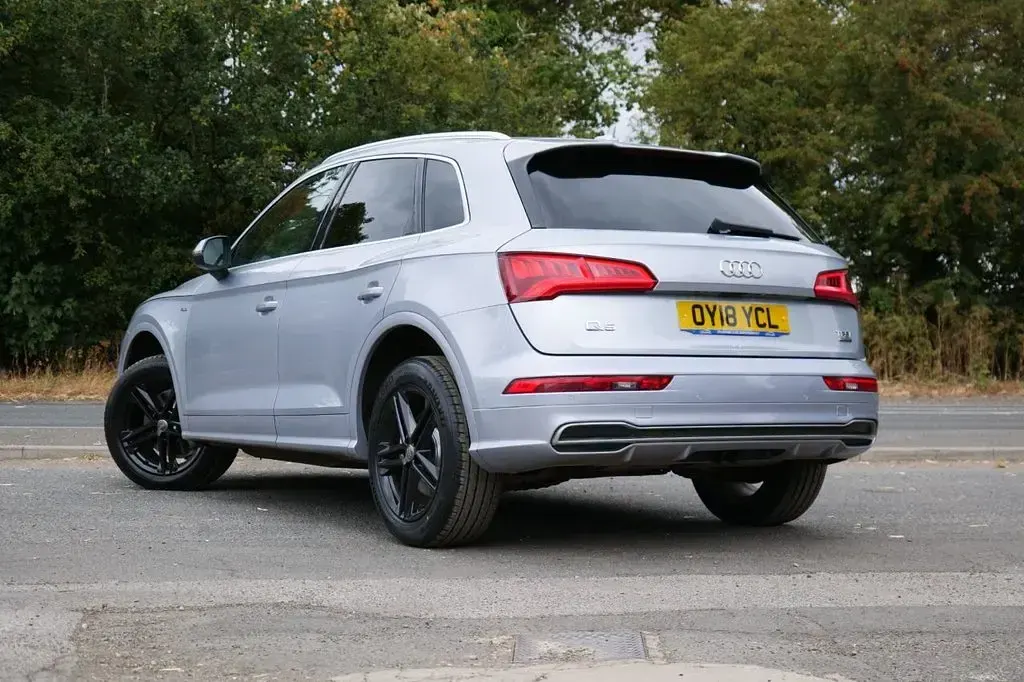 Used Audi Q5 S-Line 252 HP (185 kW) 2018 Silver SUV