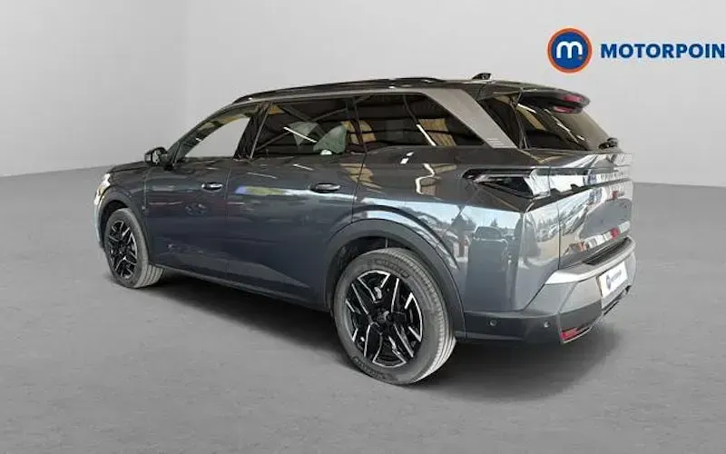 Used Peugeot 5008 Allure Premium 145 HP (106 kW) 2026 SUV