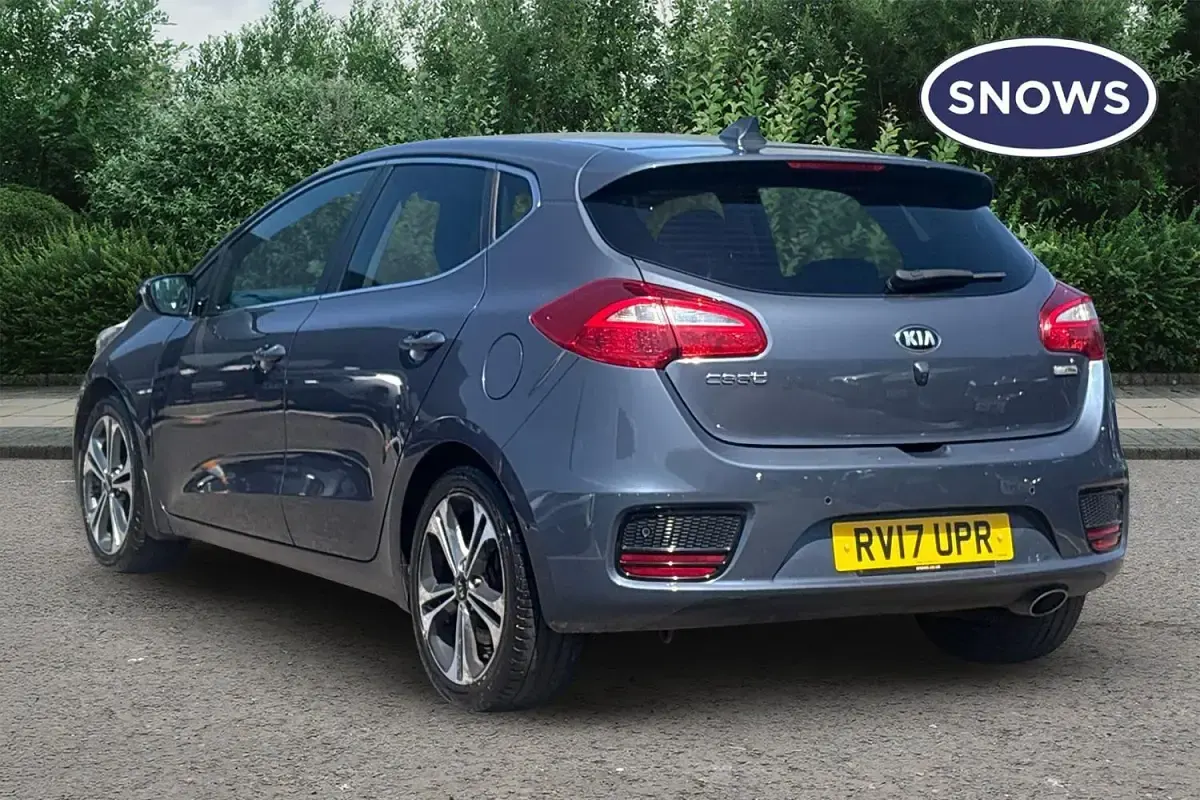 Used Kia Ceed 134 HP (98 kW) 2017 Blue Hatchback