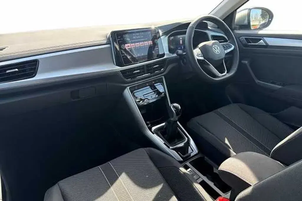 Used VW T-Roc Life 115 HP (84 kW) 2026 Pyrite silver SUV
