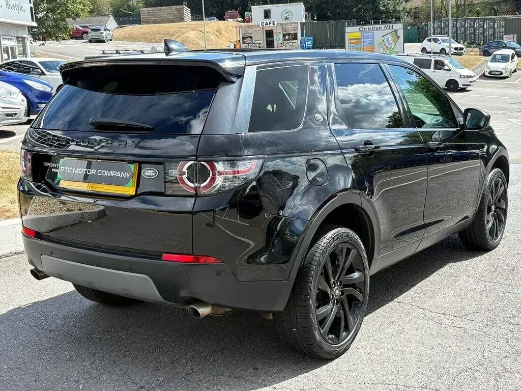 Used Land Rover Discovery Sport HSE 180 HP (132 kW) 2018 Black SUV