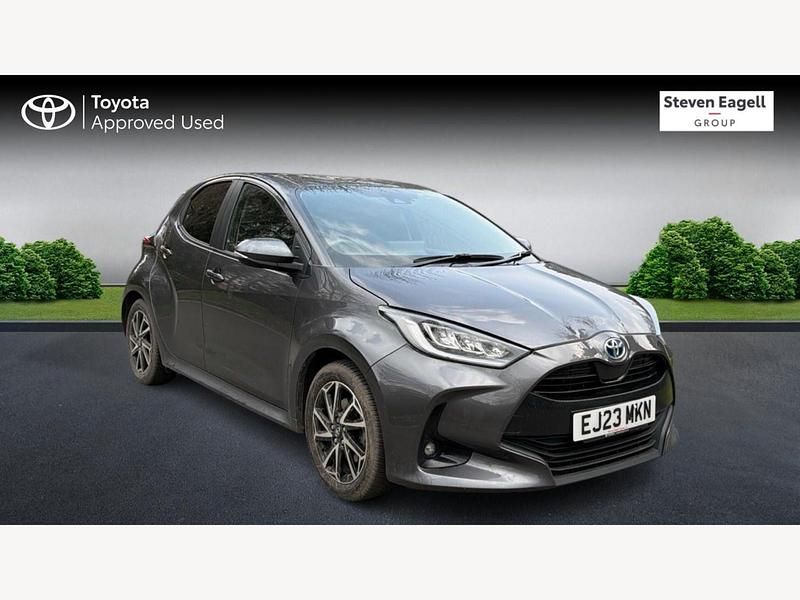 Used Toyota Yaris Hybrid Design 2023 Grey Hatchback
