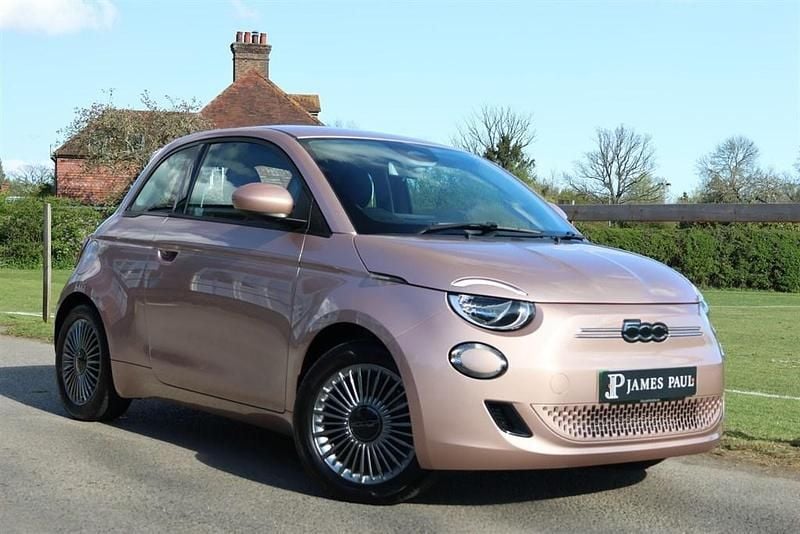 Used Fiat 500e 86 kW (118 HP) 2024 Rose gold Hatchback