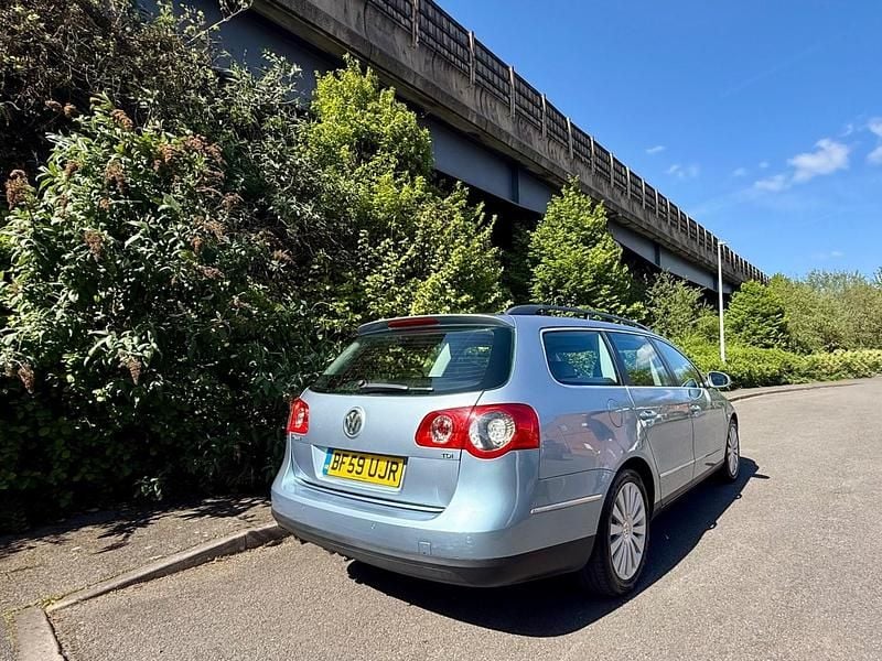 Used VW Passat Highline 110 HP (80 kW) 2009 Blue Estate