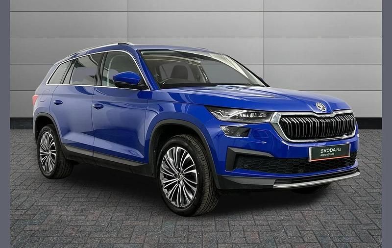 Energy blue Used 2024 Skoda Kodiaq SE L Executive SUV | £26,950 (Good price) - Image 1/3