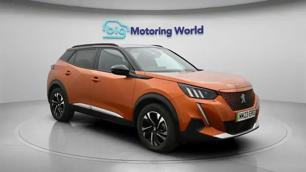Used Peugeot e-2008 GT 100 kW (136 HP) 2023 SUV