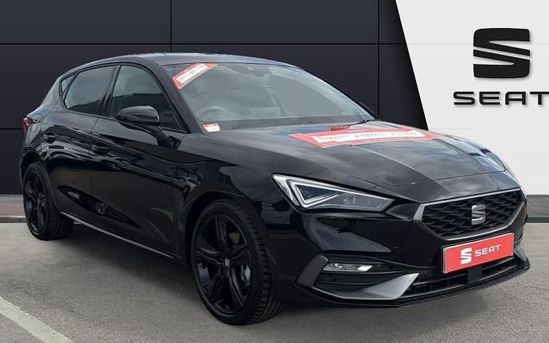 New 2026 Seat Leon Black Edition Hatchback | £26,488 - Image 1/4