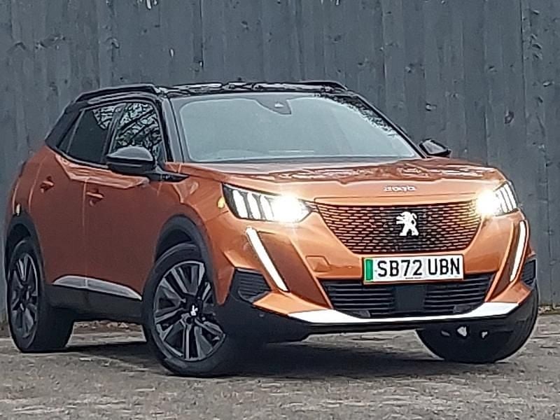 Used Peugeot e-2008 Premium 100 kW (136 HP) 2023 Orange SUV