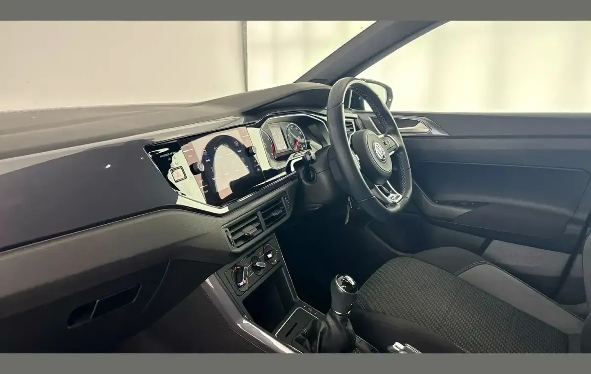 Used VW Polo R-line 115 HP (84 kW) 2020 Black Hatchback