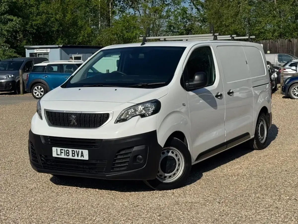 Used Peugeot Expert S 2018 White Van