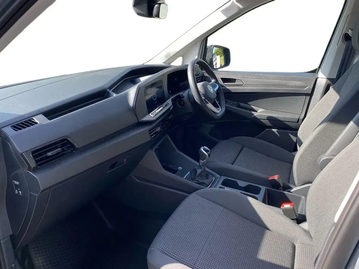 Used VW Caddy Pro 102 HP (75 kW) 2025 Silver MPV