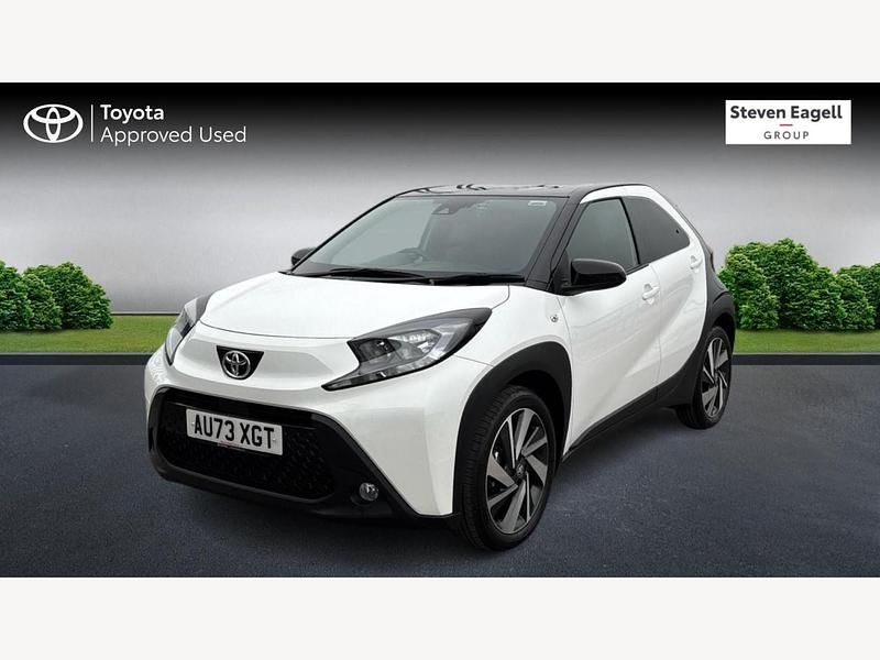 Used Toyota Aygo X 2024 White SUV