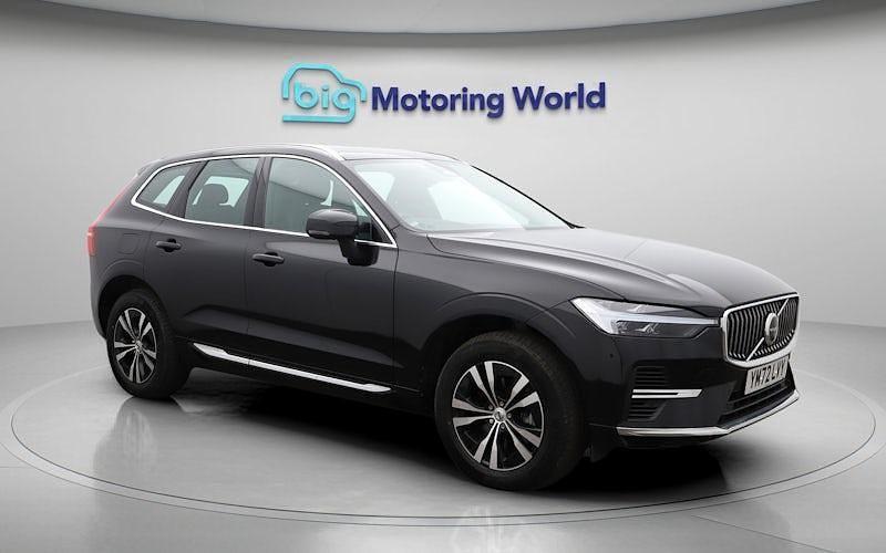 Usado Volvo XC60 Core 349 HP (256 kW) 2022 Preto SUV