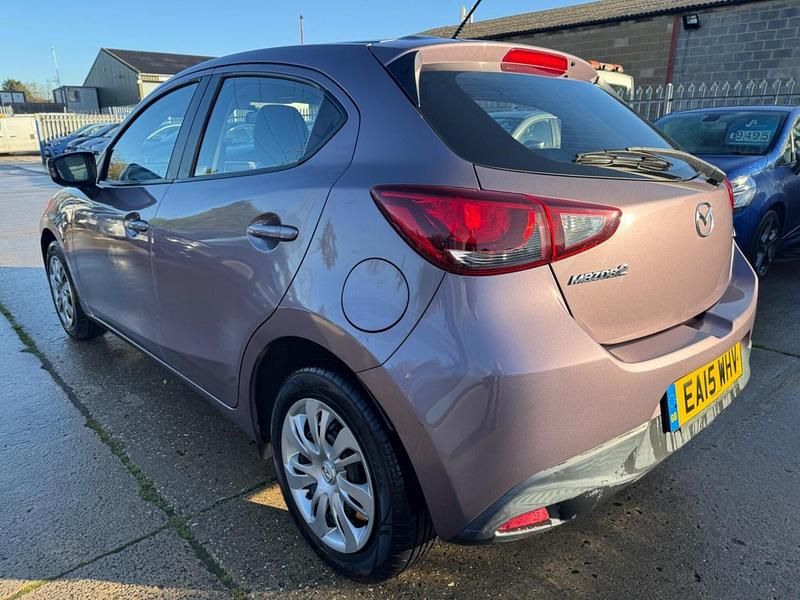 Used Mazda 2 2015 Mauve/purple Hatchback