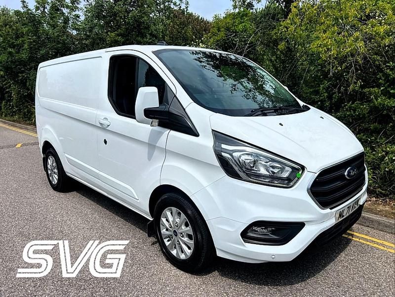 Used Ford Transit Custom Limited 130 HP (95 kW) 2021 White Van