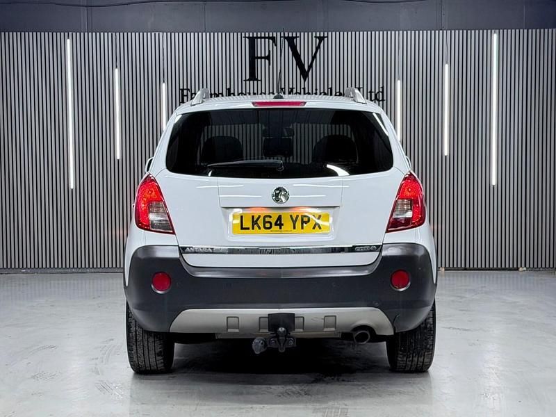 Used Vauxhall Antara 2014 White SUV