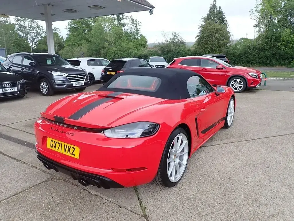 Usado Porsche Boxster 2021 Rojo Descapotable
