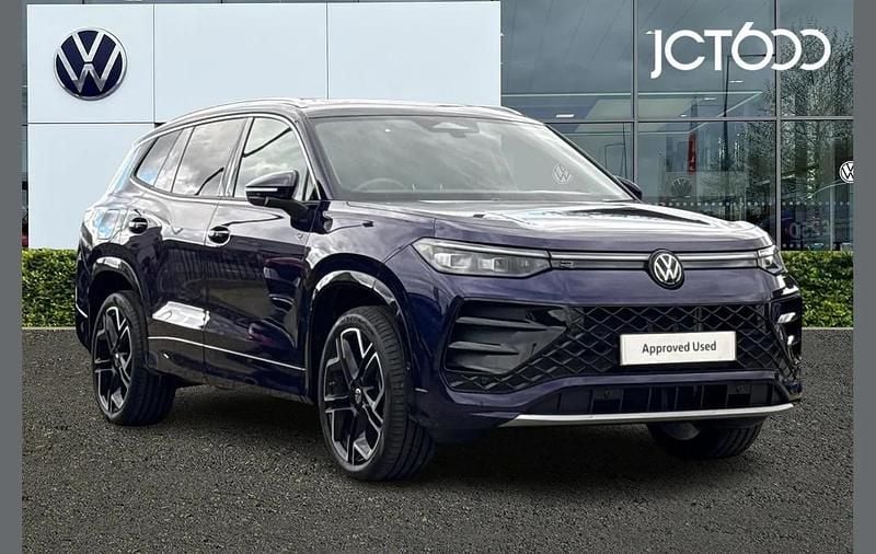 Other Used 2025 VW Tayron R-line Edition SUV | £44,070 (Fair price) - Image 1/4