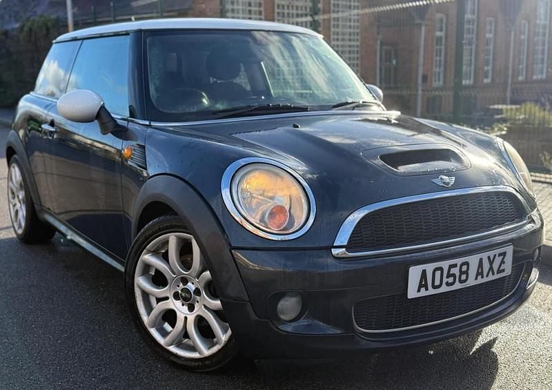 Black Used 2008 Mini Cooper D Hatch Hatchback | £1,195 (Fair price) - Image 1/4