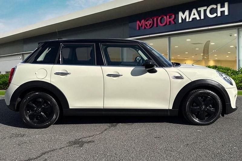Usado Mini Cooper Classic 2019 Blanco Utilitario