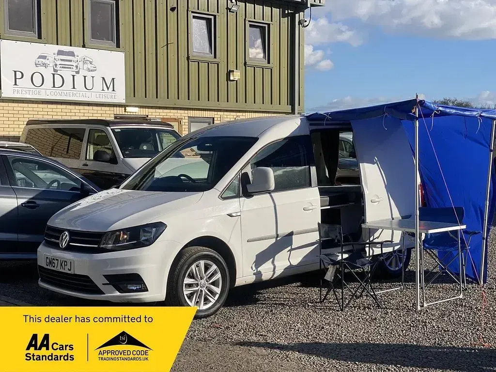 Used VW Caddy Highline 102 HP (75 kW) 2018 White MPV