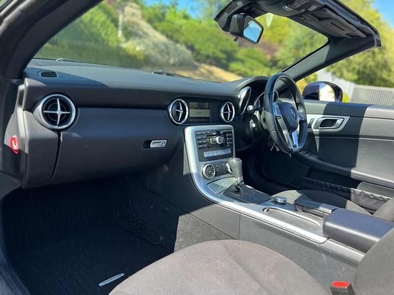 Used Mercedes SLK250 204 HP (150 kW) 2014 Blue Cabriolet