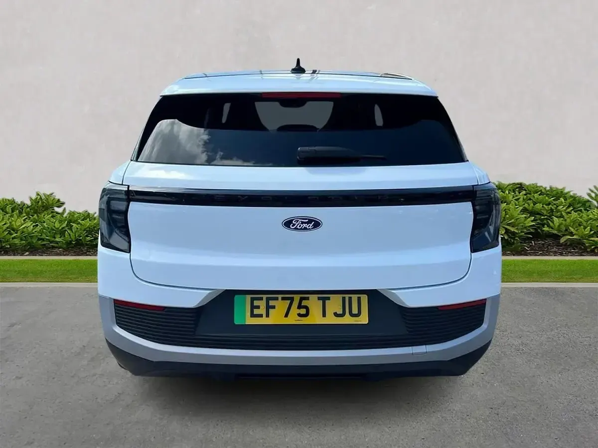 Used Ford Explorer Premium 210 kW (286 HP) 2026 White SUV