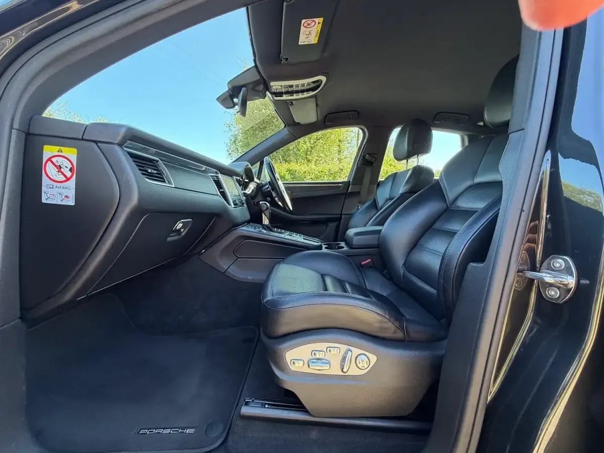 Usado Porsche Macan 252 CV (185 kW) 2017 Gris SUV