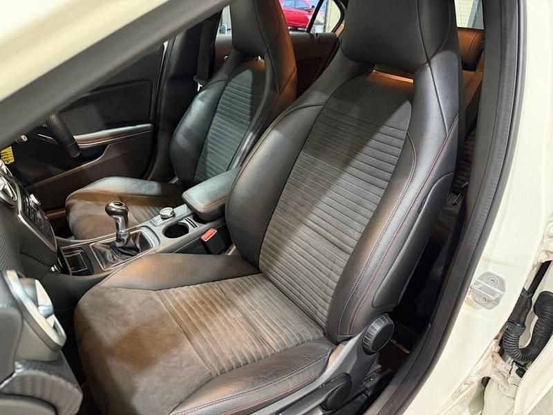 Used Mercedes A180 AMG 2015 White Hatchback