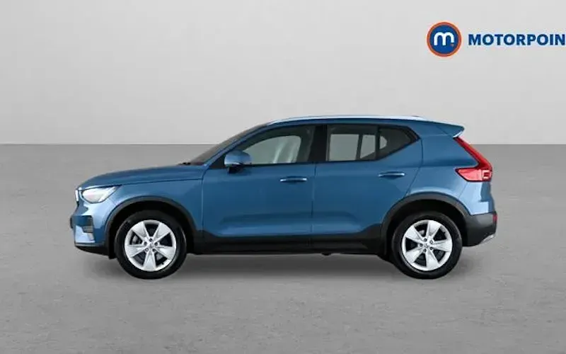 Used Volvo XC40 Core 163 HP (119 kW) 2026 SUV