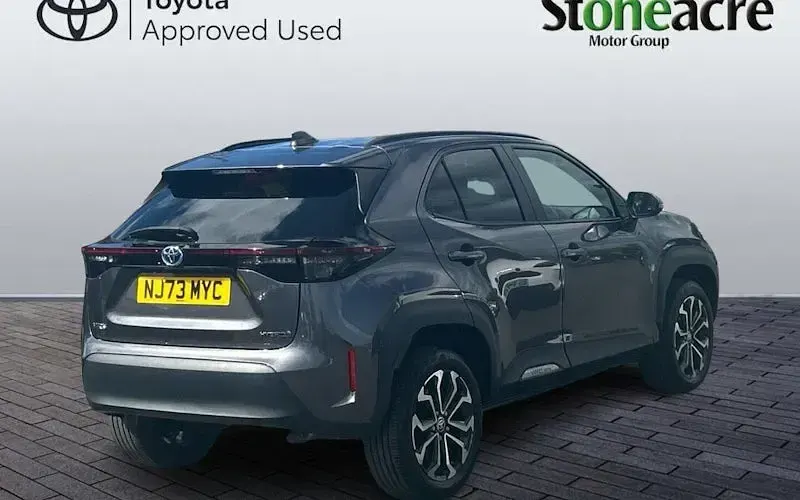 Used Toyota Yaris Hybrid Design 116 HP (85 kW) 2026 Estate