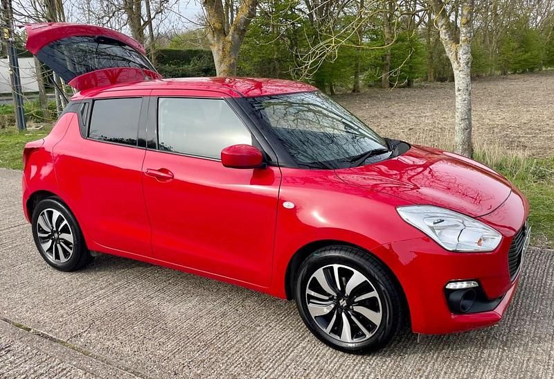 Used Suzuki Swift SZ-T 90 HP (66 kW) 2020 Red Hatchback